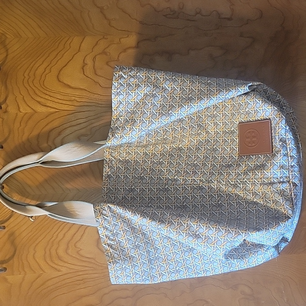 Tory Burch large bucket shopping bag